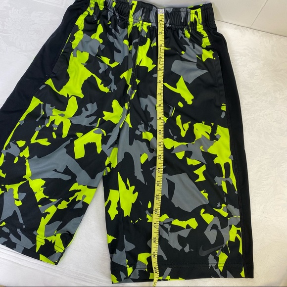 Nike Dri-Fit Shorts Boys Size Large - Picture 9 of 11